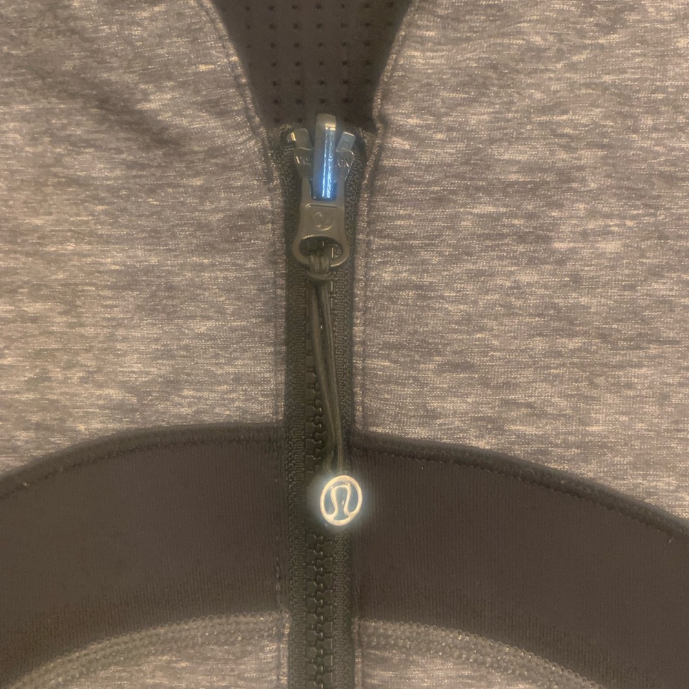 Lululemon Find Your Bliss Jacket Black/Heathered B - Picture 10 of 12